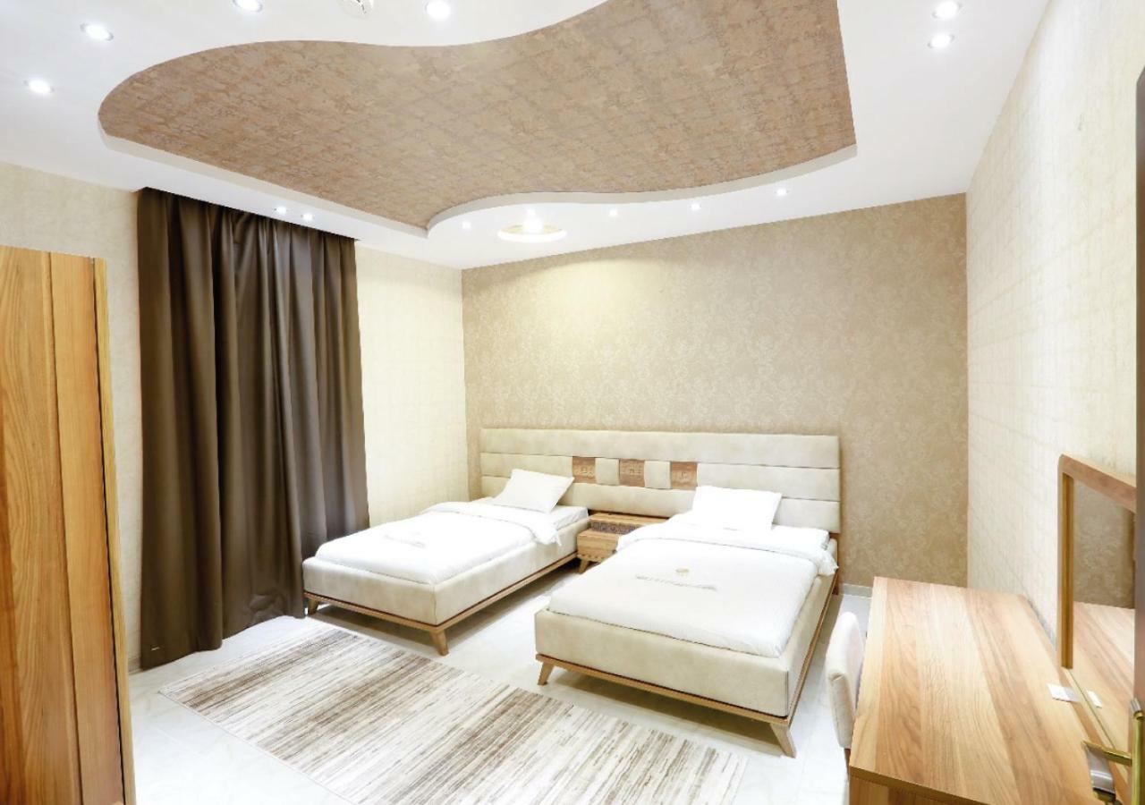 Four Seasons Suites Ta'if Bagian luar foto
